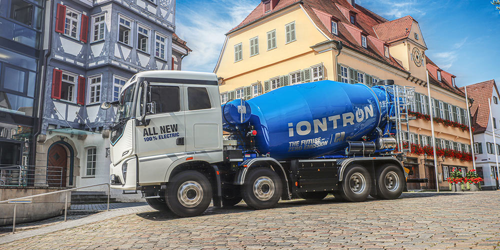 SANY e435 brings battery-electric 8x4 capability to concrete and construction applications